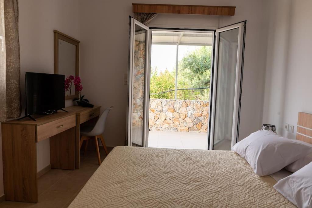 Zografia - Charming House Near The Coast Apartment Мармари Екстериор снимка
