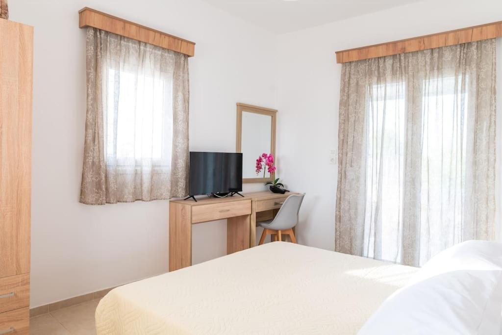 Zografia - Charming House Near The Coast Apartment Мармари Екстериор снимка