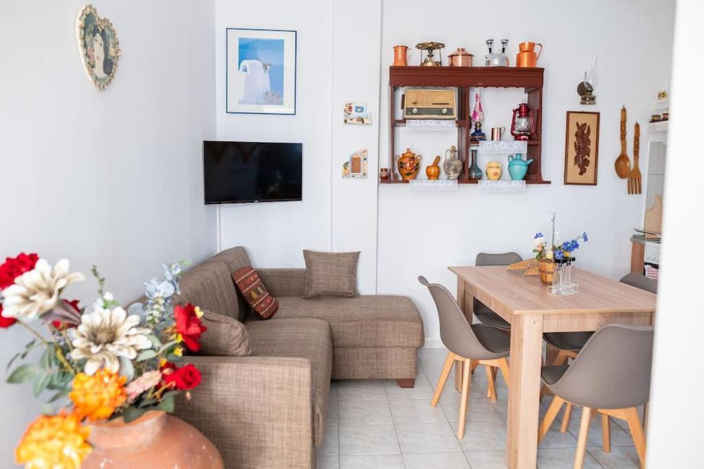Zografia - Charming House Near The Coast Apartment Мармари Екстериор снимка